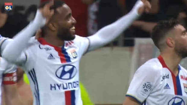 Alexandre Lacazette’s best goals with OL